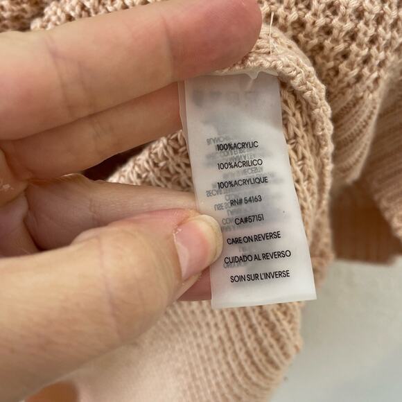 Calvin Klein Blush Pink Chunky Knit Sweater Women’s size Medium - Picture 5 of 5